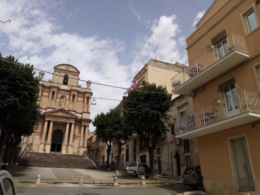 Piazza Salvatore 7, Gocce Di Sicilia راغوزا المظهر الخارجي الصورة